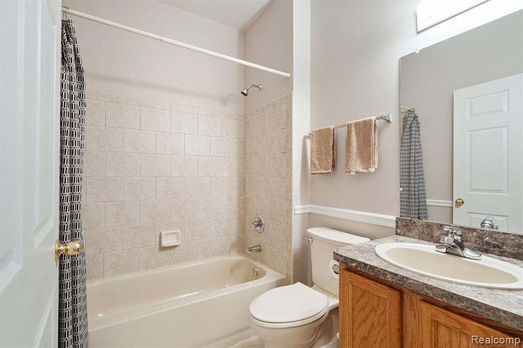 5128 MESA Drive, 94, Shelby Twp, MI 48316 — Photo 8