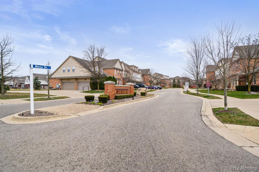 5128 MESA Drive, 94, Shelby Twp, MI 48316 — Photo 32
