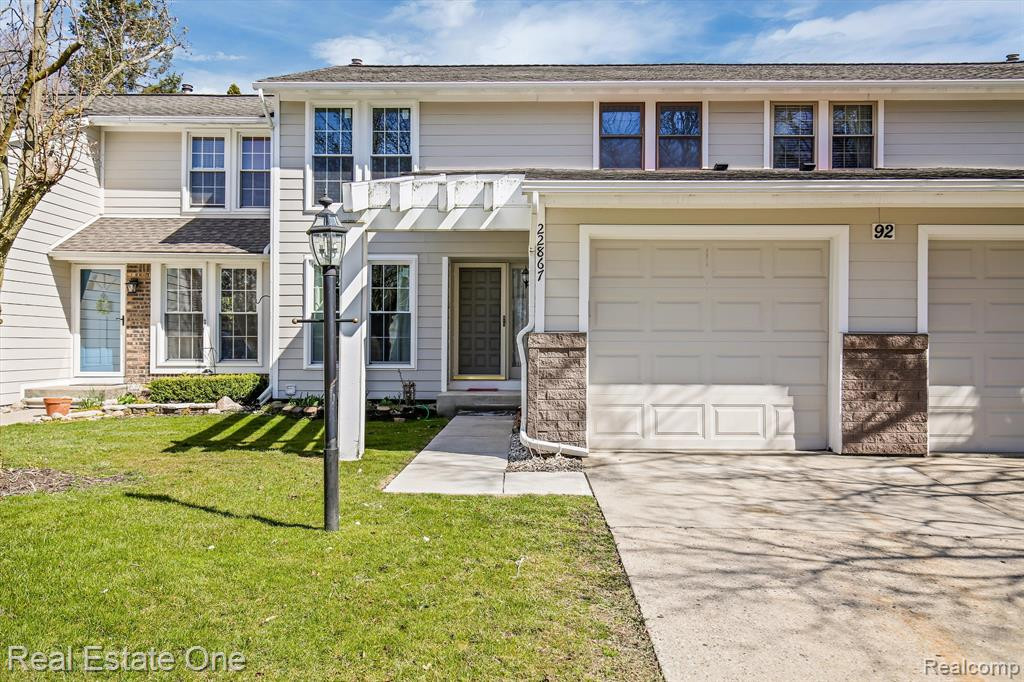 22867 Cranbrooke Drive, 366, Novi, MI — front exterior