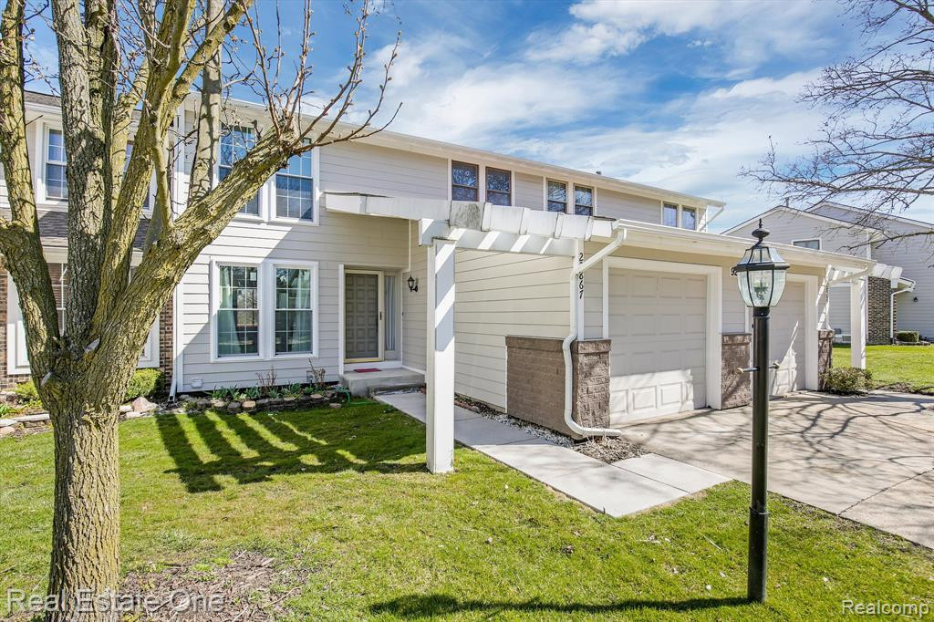 22867 Cranbrooke Drive, 366, Novi, MI — Photo 2