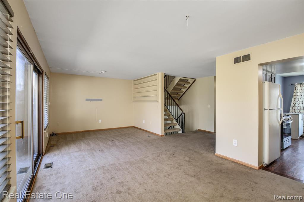 22867 Cranbrooke Drive, 366, Novi, MI — Photo 9