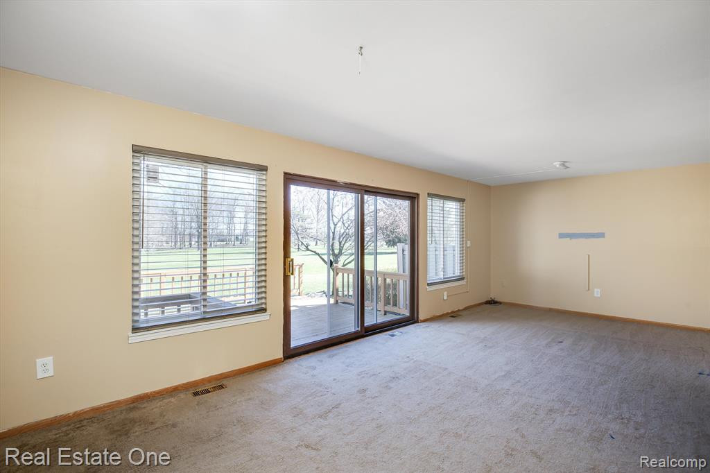 22867 Cranbrooke Drive, 366, Novi, MI — Photo 10