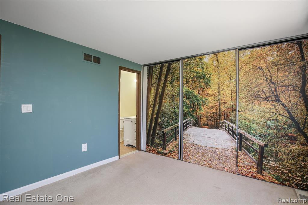 22867 Cranbrooke Drive, 366, Novi, MI — Photo 13