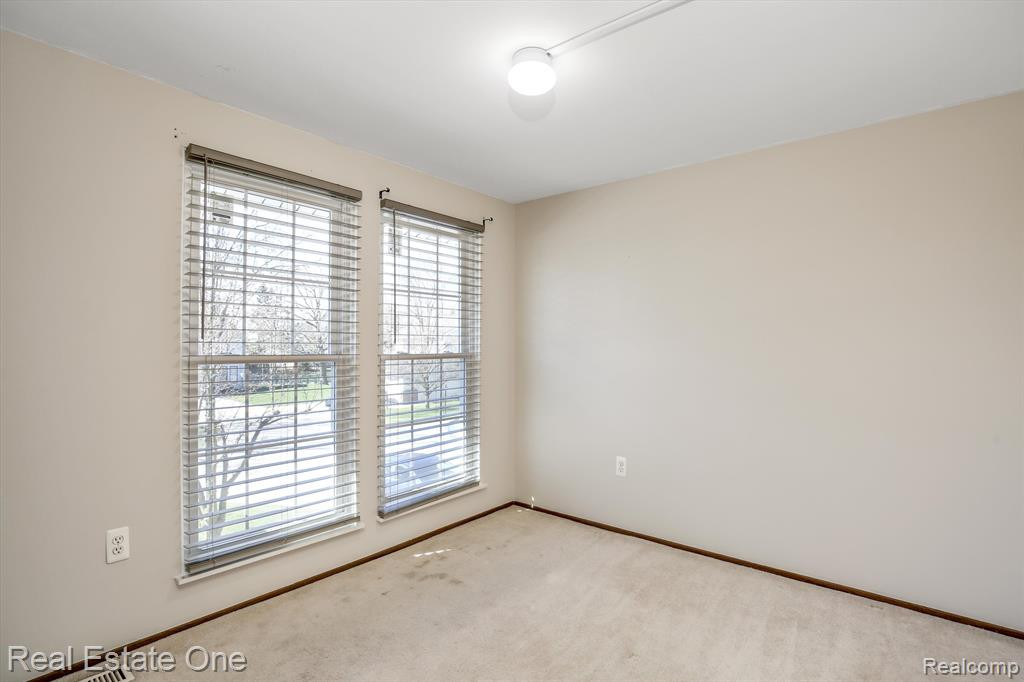 22867 Cranbrooke Drive, 366, Novi, MI — Photo 15