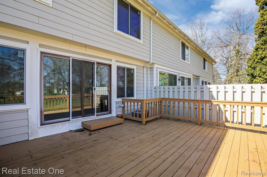 22867 Cranbrooke Drive, 366, Novi, MI — Photo 21