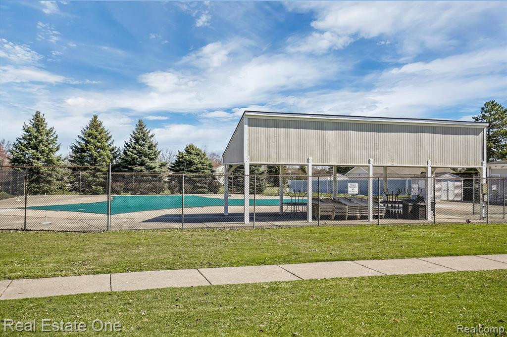 22867 Cranbrooke Drive, 366, Novi, MI — Photo 24
