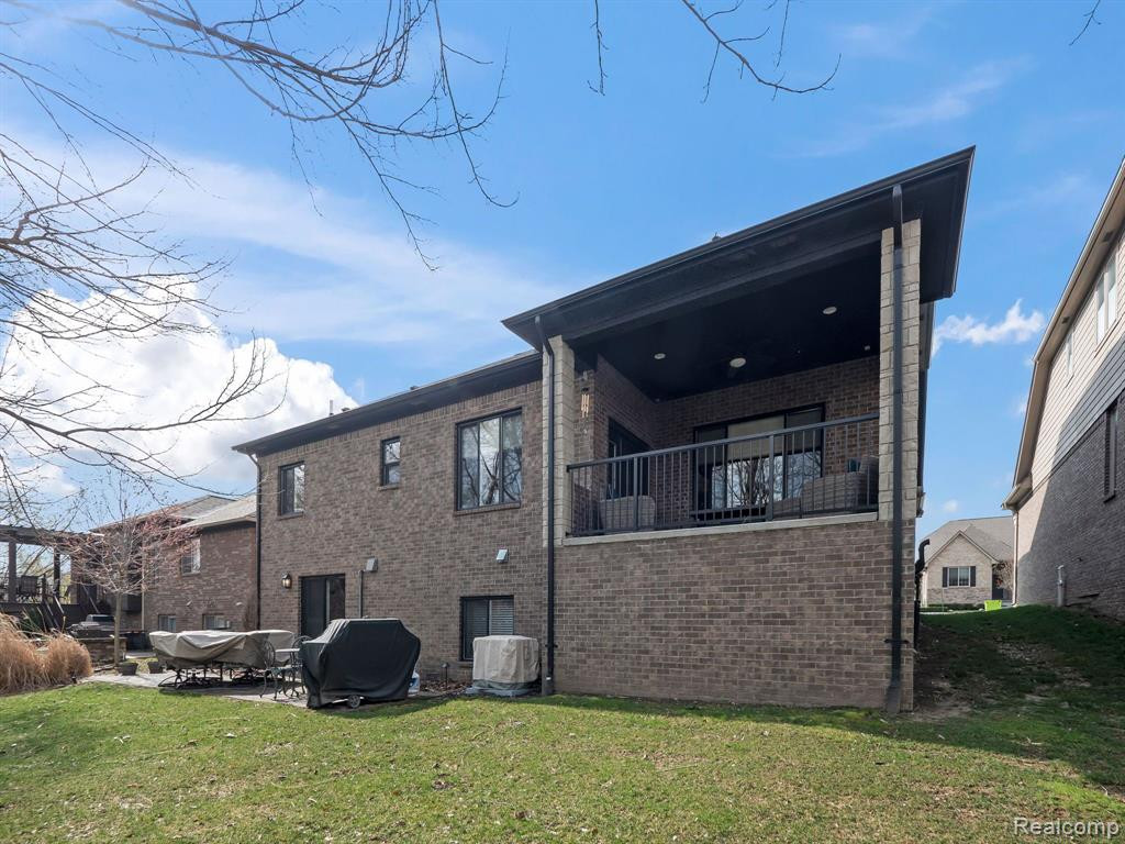60047 CHERRY HILL Drive, Washington, MI — Photo 45