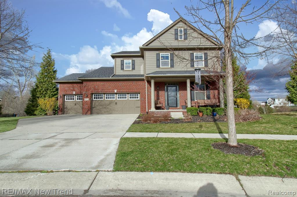 823 LAKE WOODS Drive, Canton, MI 48188 — front exterior