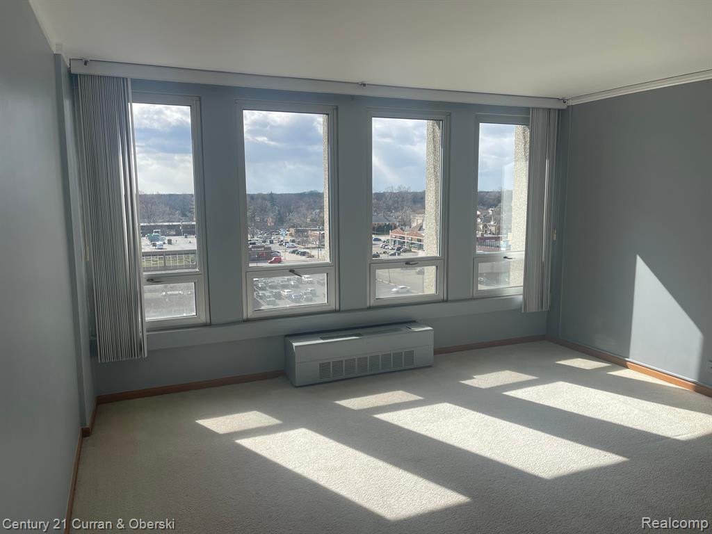22700 GARRISON ST APT 807, 807, Dearborn, MI 48124 — Photo 10