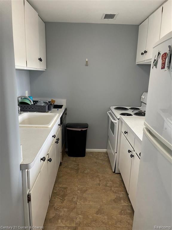 22700 GARRISON ST APT 807, 807, Dearborn, MI 48124 — Photo 11