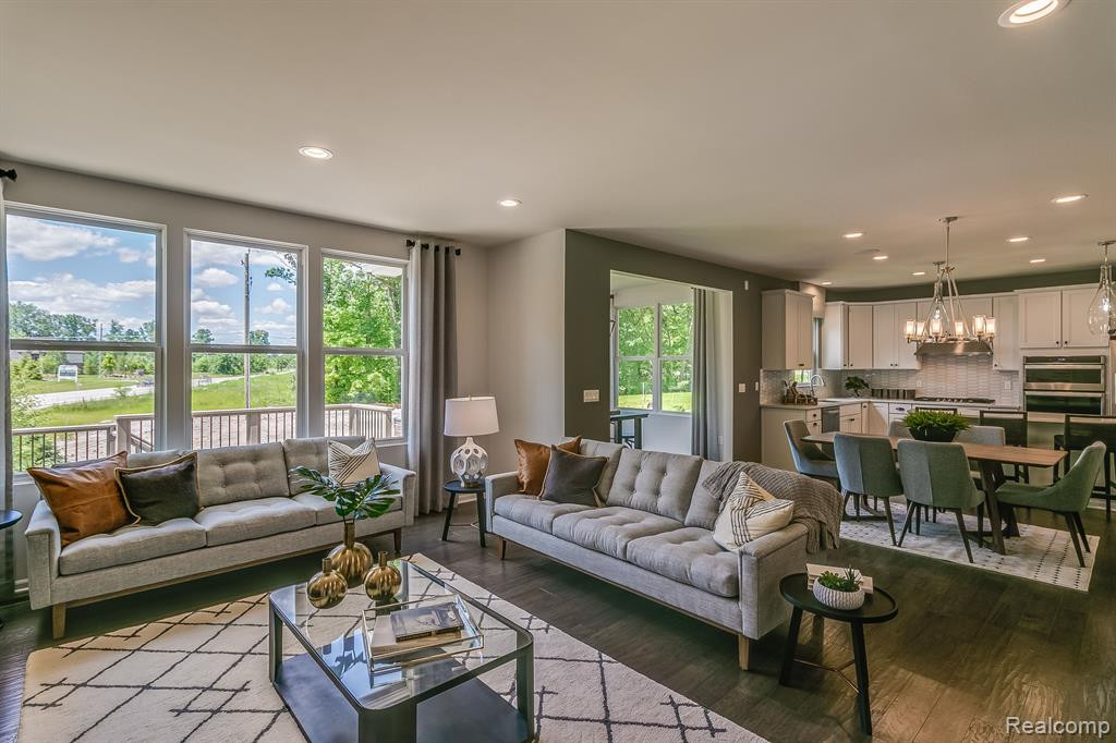 768 RISDON Trail S, Saline, MI 48176 — Photo 2