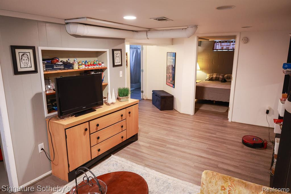 543 Detroit Avenue, Royal Oak, MI 48073 — Photo 24