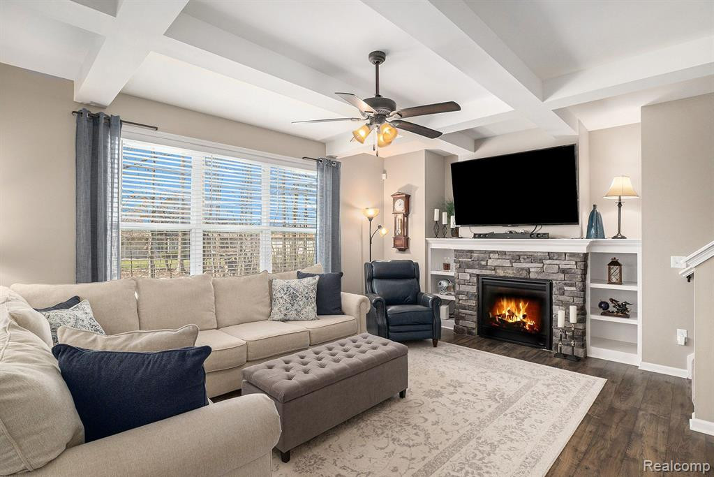 9252 HIDDEN OAKS Drive, Grand Blanc, MI 48439 — Photo 5