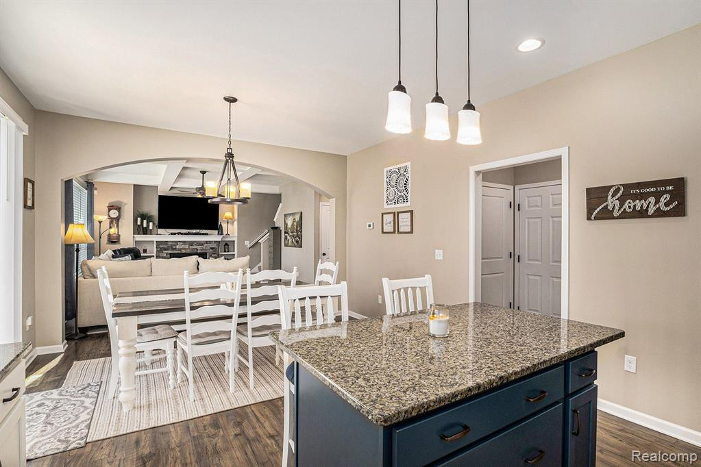 9252 HIDDEN OAKS Drive, Grand Blanc, MI 48439 — Photo 10