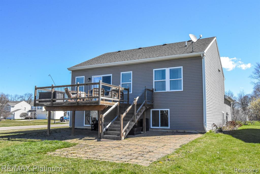 3715 AMBER OAKS Drive, Howell, MI 48855 — Photo 3