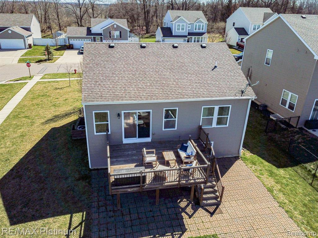 3715 AMBER OAKS Drive, Howell, MI 48855 — Photo 5