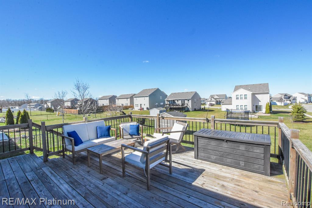 3715 AMBER OAKS Drive, Howell, MI 48855 — Photo 6