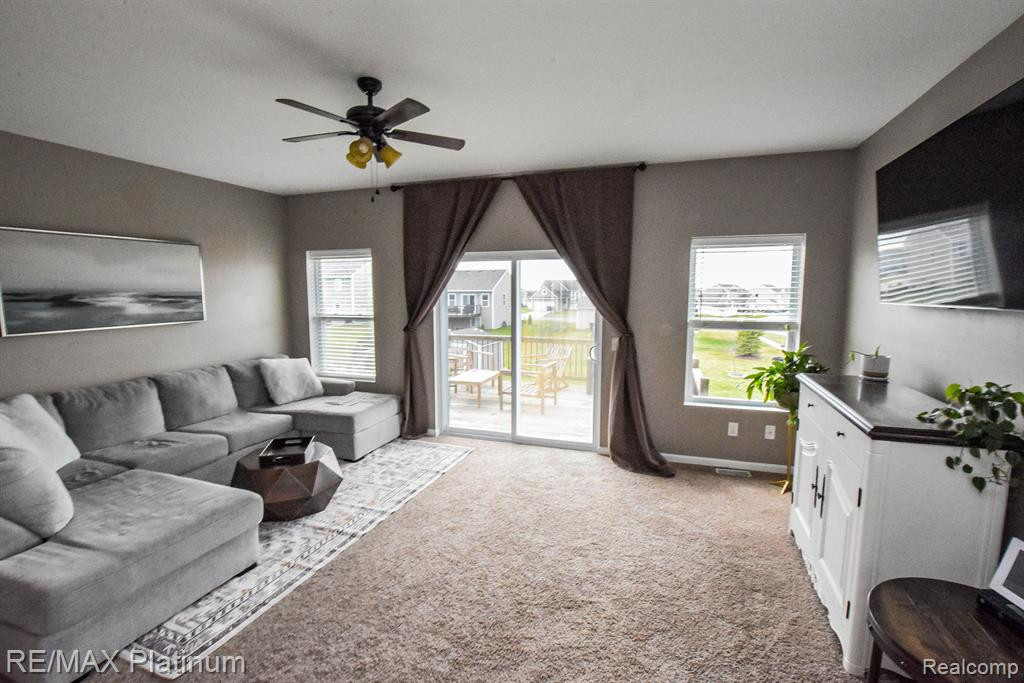 3715 AMBER OAKS Drive, Howell, MI 48855 — Photo 11