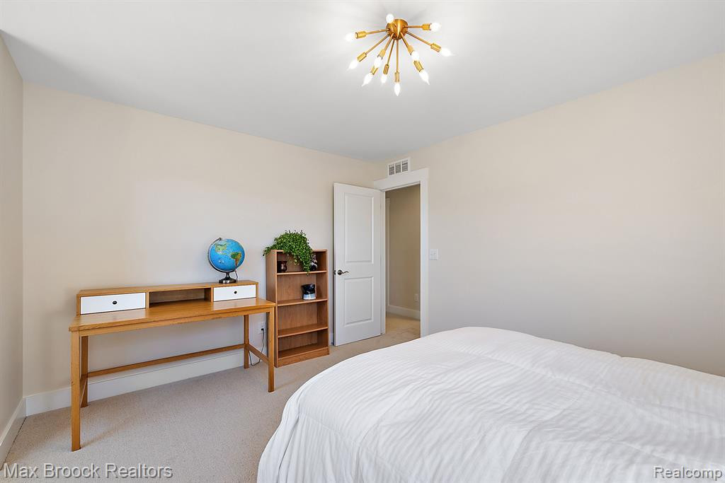 31080 Tremont Lane, Franklin, MI 48025 — Photo 31