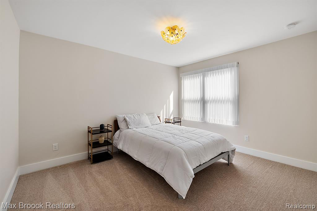 31080 Tremont Lane, Franklin, MI 48025 — Photo 32