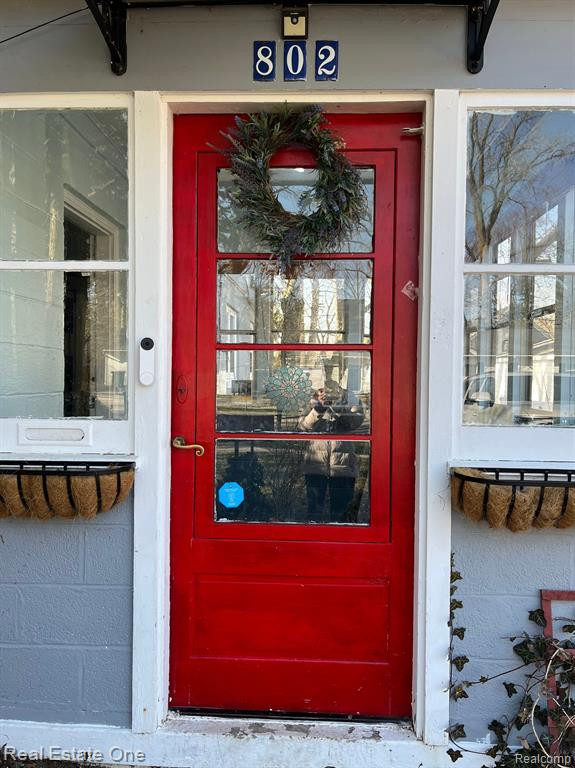 802 BARTON Drive, Ann Arbor, MI 48105 — Photo 4