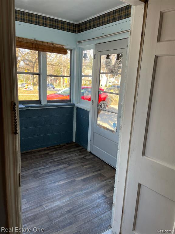 802 BARTON Drive, Ann Arbor, MI 48105 — Photo 13