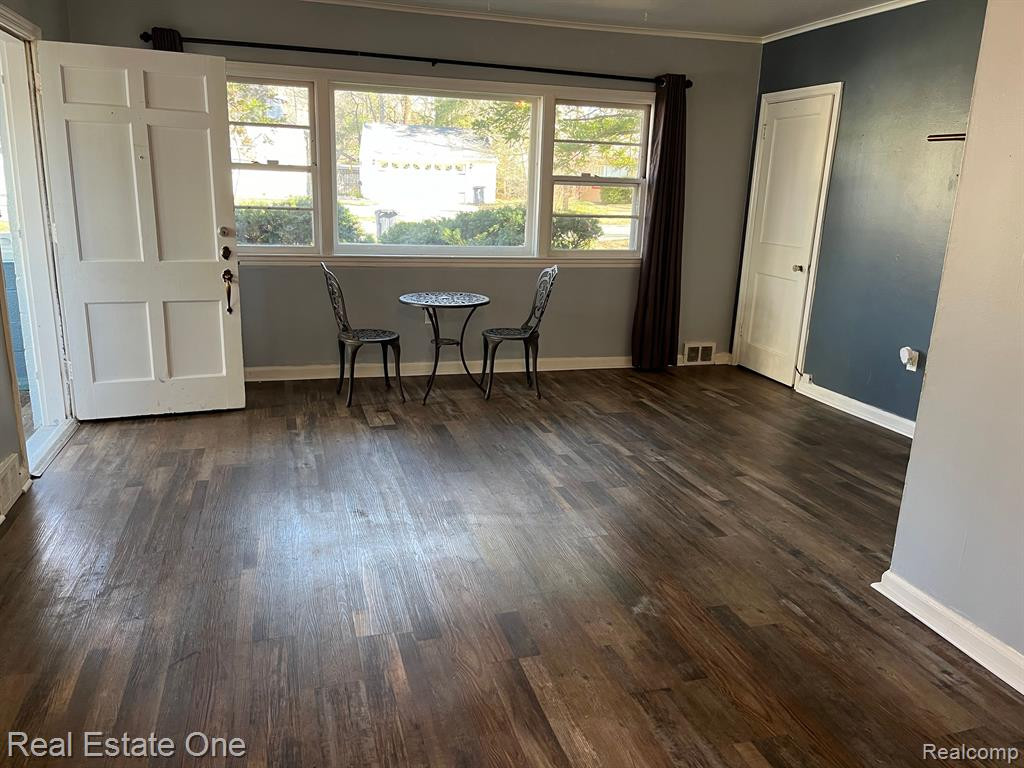802 BARTON Drive, Ann Arbor, MI 48105 — Photo 24