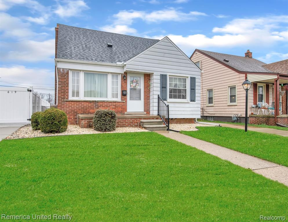 623 MORAN Avenue, Lincoln Park, MI 48146 — Photo 2