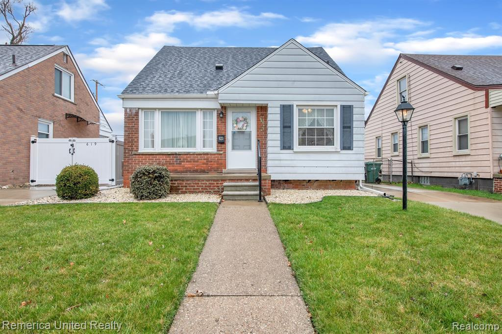 623 MORAN Avenue, Lincoln Park, MI 48146 — Photo 5