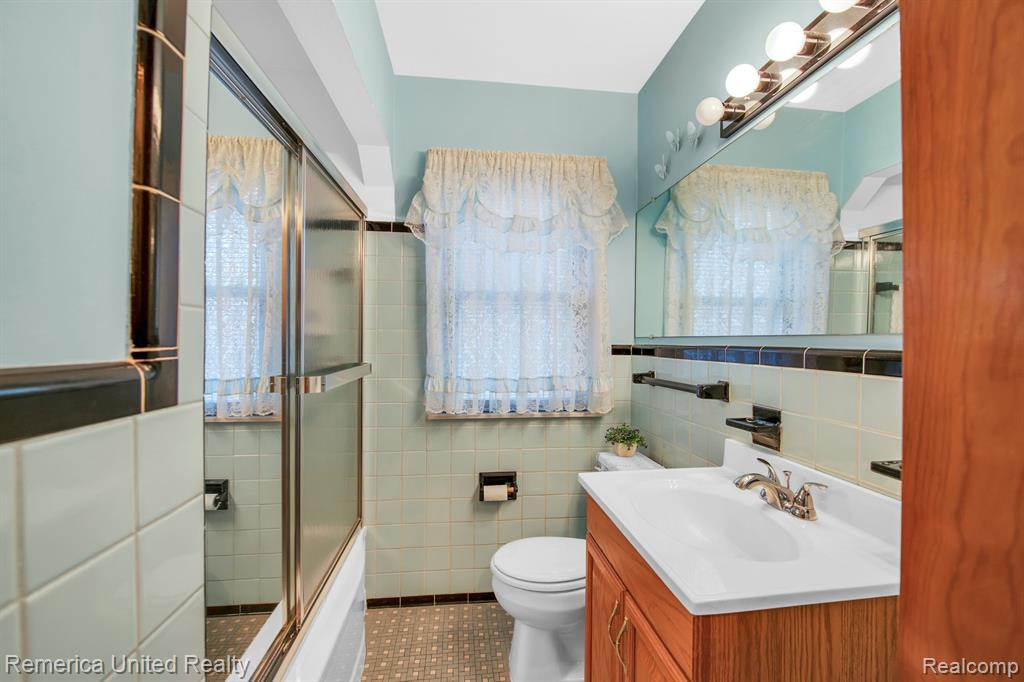 623 MORAN Avenue, Lincoln Park, MI 48146 — Photo 18