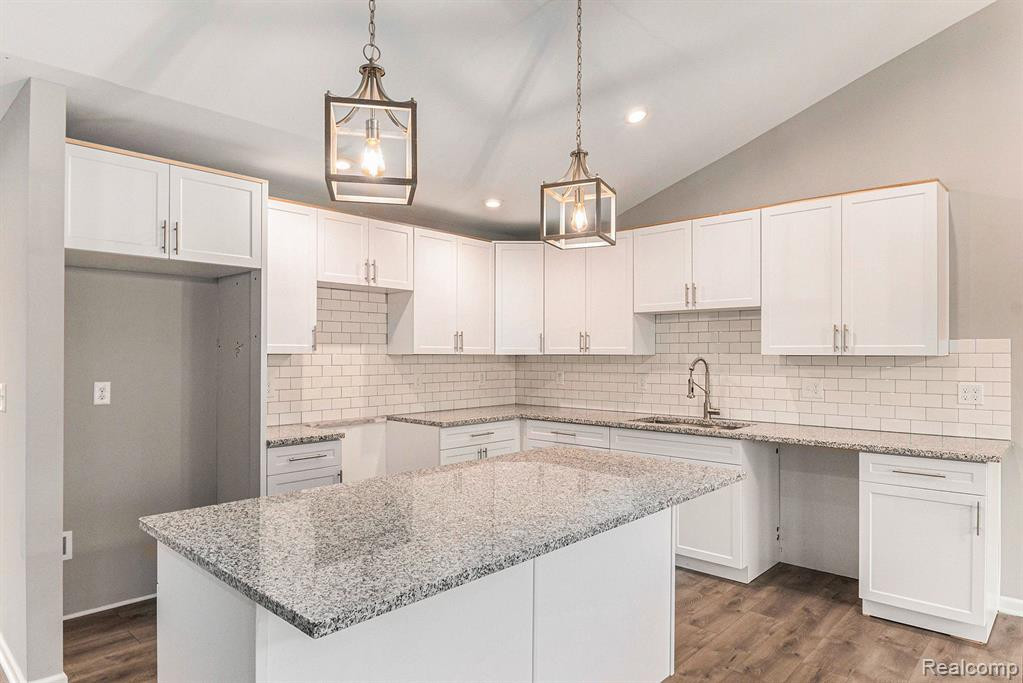 5070 Lindemere Drive, Fowlerville, MI 48836 — Photo 6