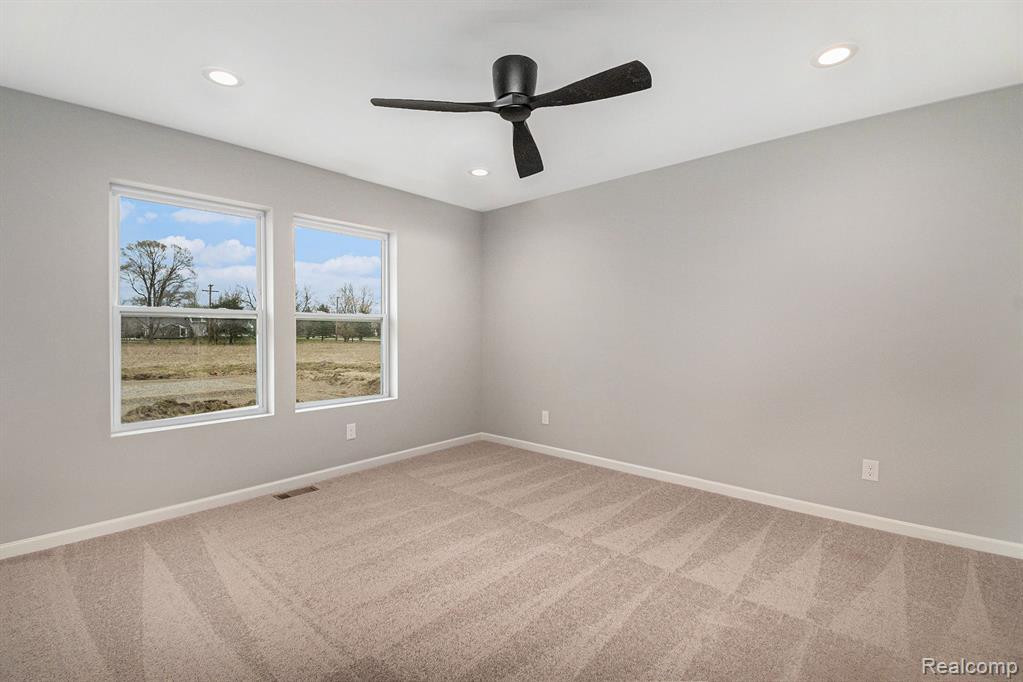 5070 Lindemere Drive, Fowlerville, MI 48836 — Photo 12