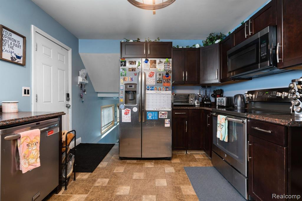 5679 PRINCETON Place, Ypsilanti, MI 48197 — Photo 8