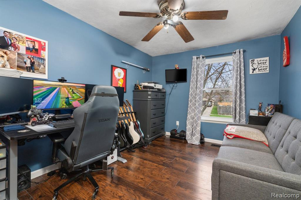 5679 PRINCETON Place, Ypsilanti, MI 48197 — Photo 12