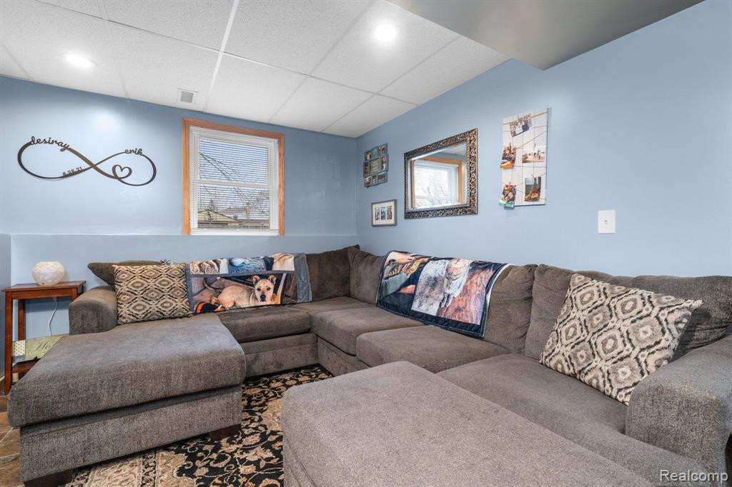 5679 PRINCETON Place, Ypsilanti, MI 48197 — Photo 16