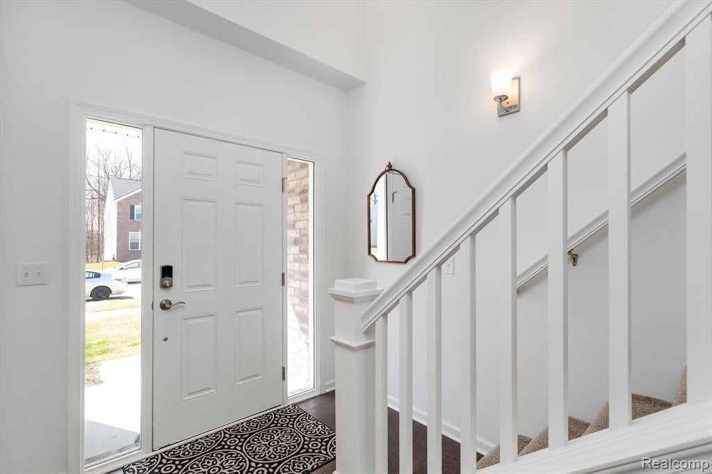 327 HONEY TREE Way, Ann Arbor, MI 48103 — Photo 5
