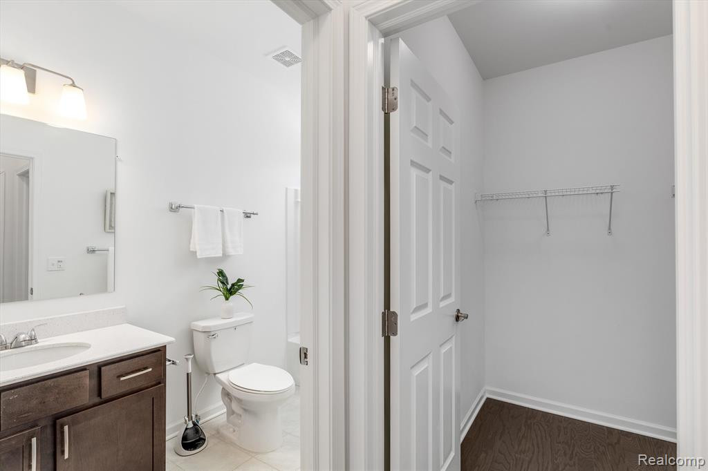 327 HONEY TREE Way, Ann Arbor, MI 48103 — Photo 30