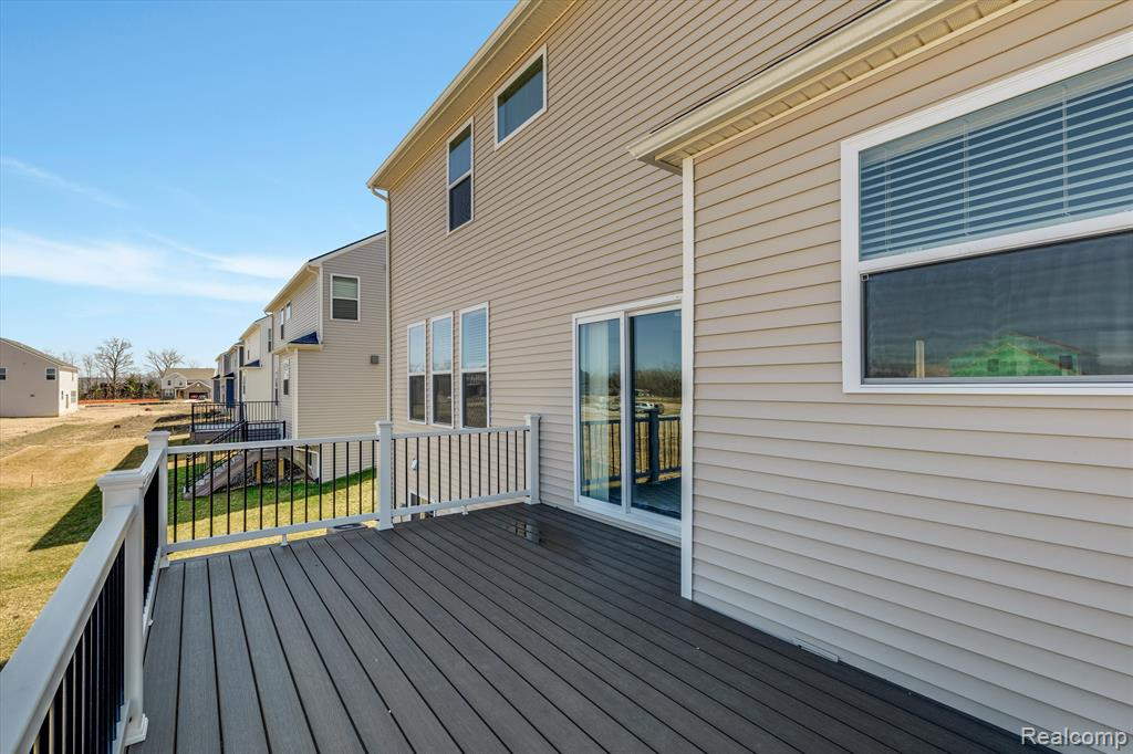 327 HONEY TREE Way, Ann Arbor, MI 48103 — Photo 47