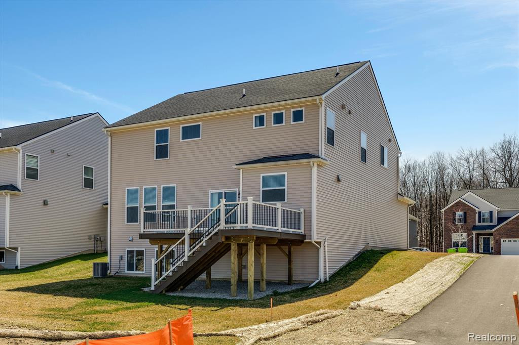 327 HONEY TREE Way, Ann Arbor, MI 48103 — Photo 48