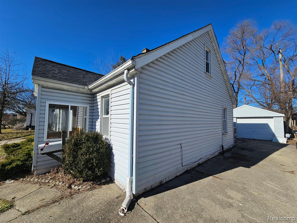 8685 DODGE Avenue, Warren, MI 48089 — Photo 4