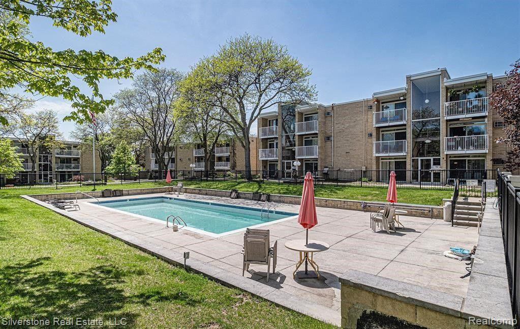 4921 CROOKS Road, M1, Royal Oak, MI 48073 — Photo 4