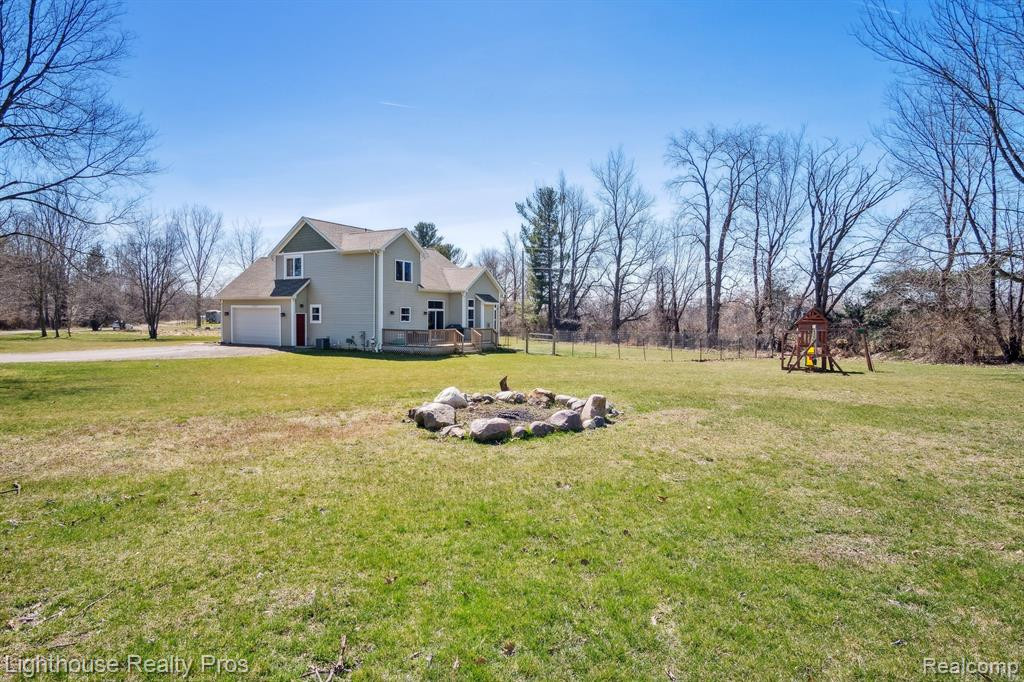 5127 CLYDE Road, Howell, MI 48855 — Photo 38