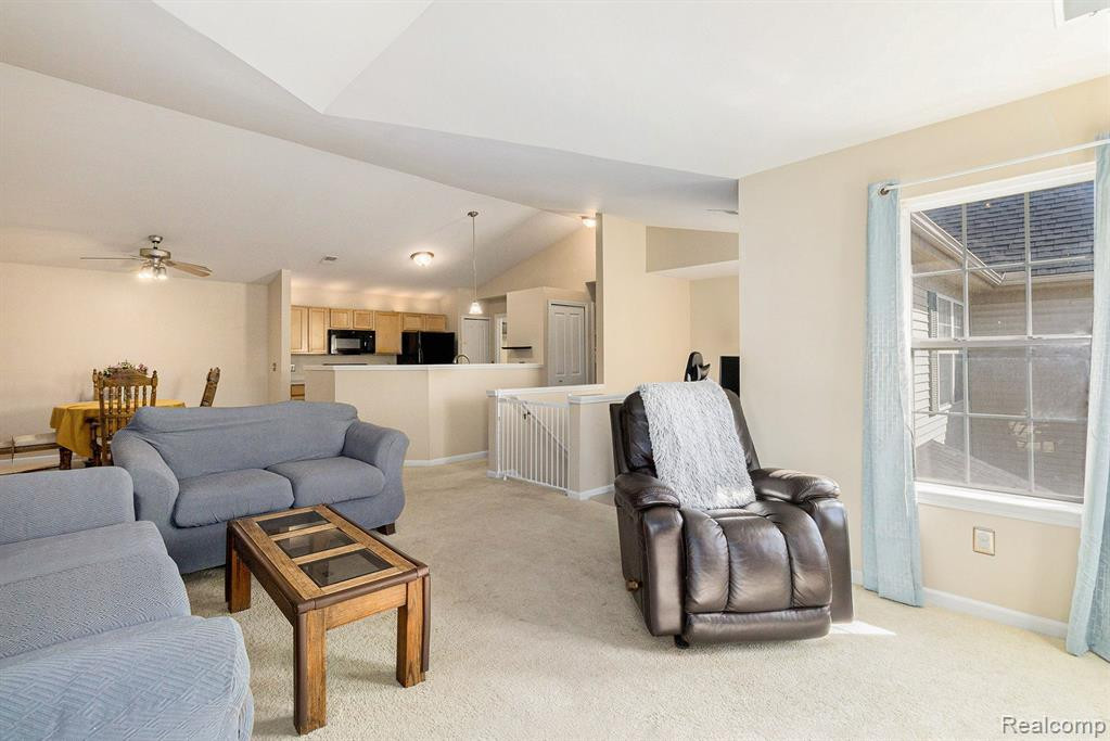 4039 HAMPTON RIDGE Boulevard, Howell, MI 48843 — Photo 8