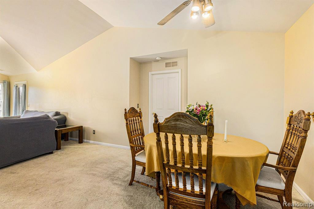 4039 HAMPTON RIDGE Boulevard, Howell, MI 48843 — Photo 10
