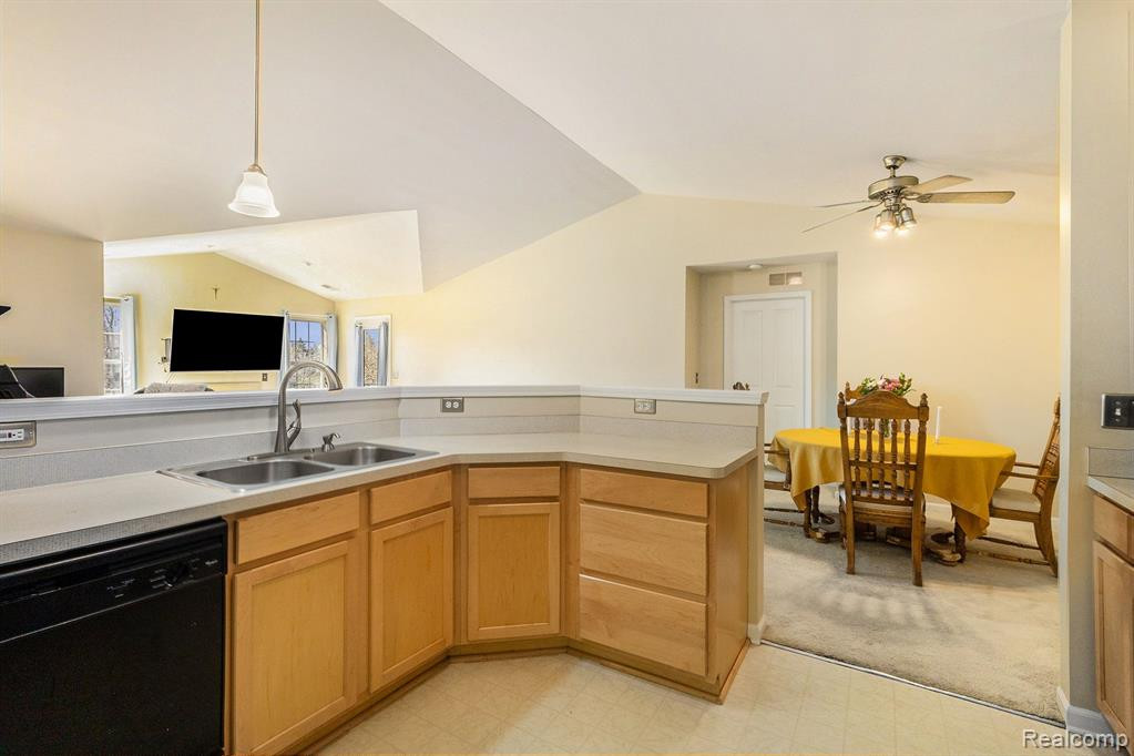 4039 HAMPTON RIDGE Boulevard, Howell, MI 48843 — Photo 11