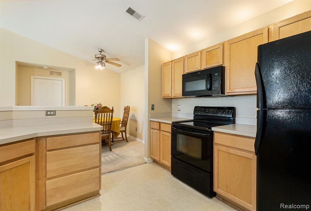 4039 HAMPTON RIDGE Boulevard, Howell, MI 48843 — Photo 12