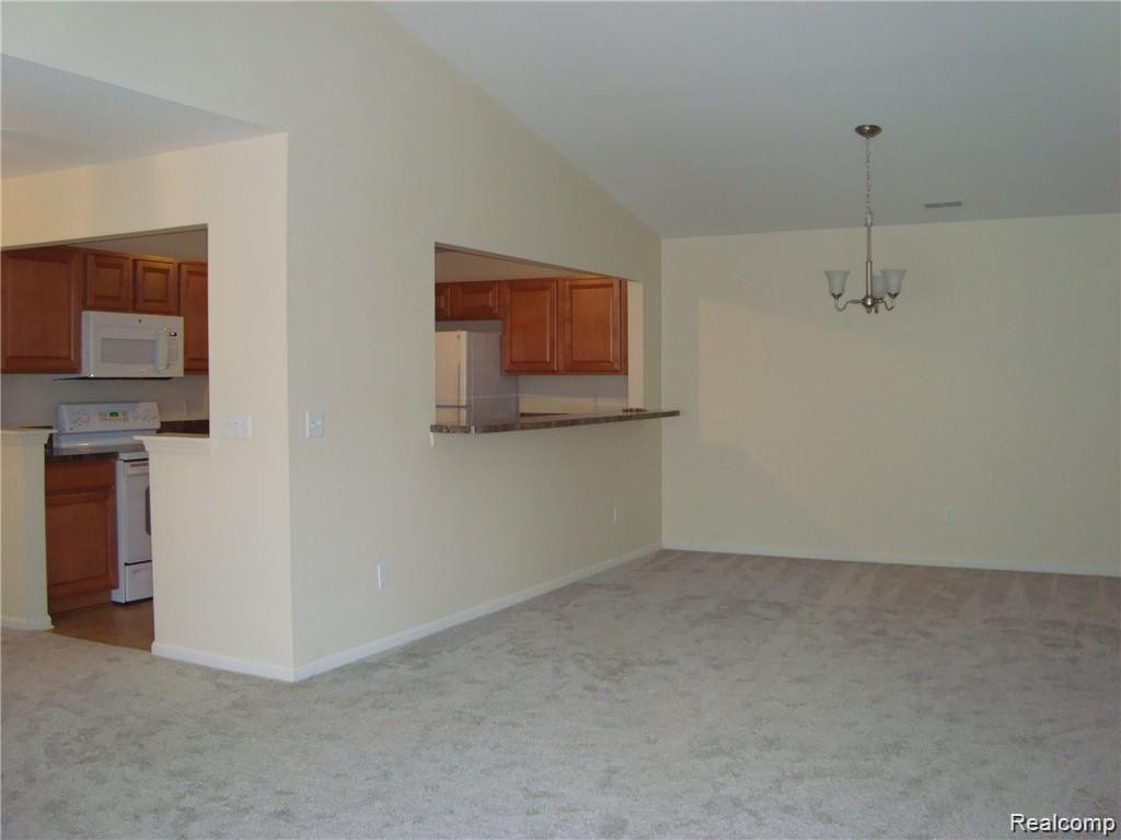 16706 DOVER Drive, 71, Northville, MI 48168 — Photo 4