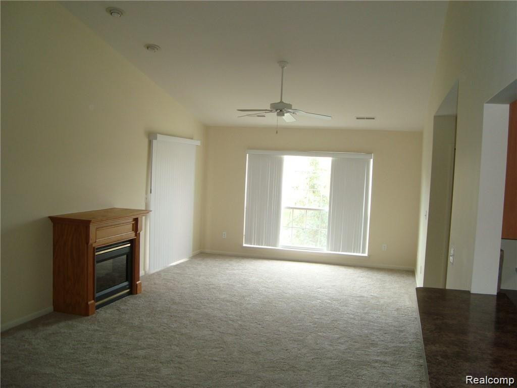 16706 DOVER Drive, 71, Northville, MI 48168 — Photo 5