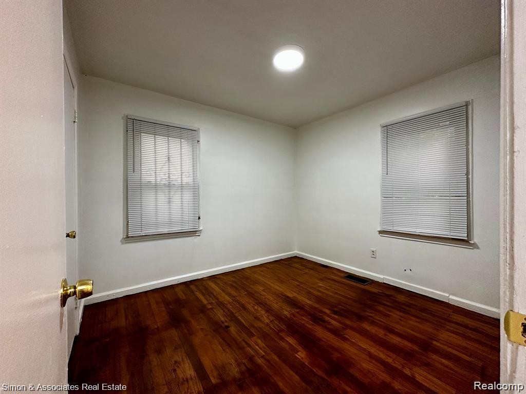 7818 GREENVIEW AVE, Detroit, MI 48228 — Photo 8