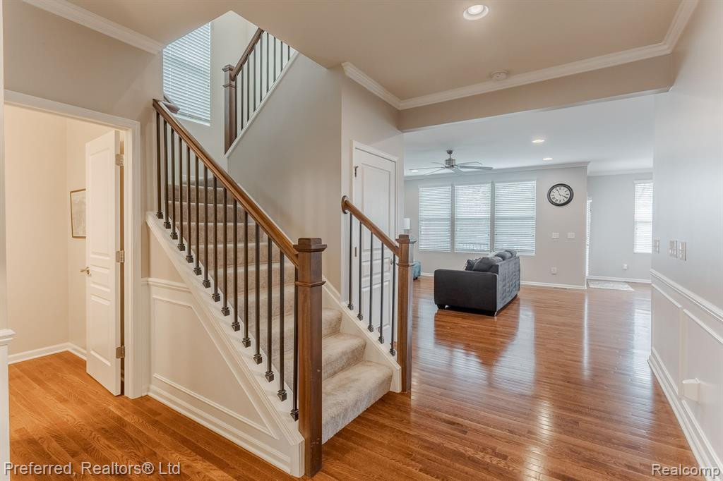 50537 EISENHOWER Drive, Canton, MI 48188 — Photo 4